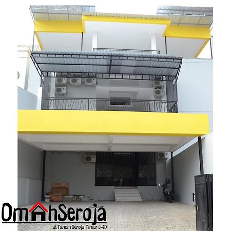 Omah Seroja Hotell Semarang Exteriör bild